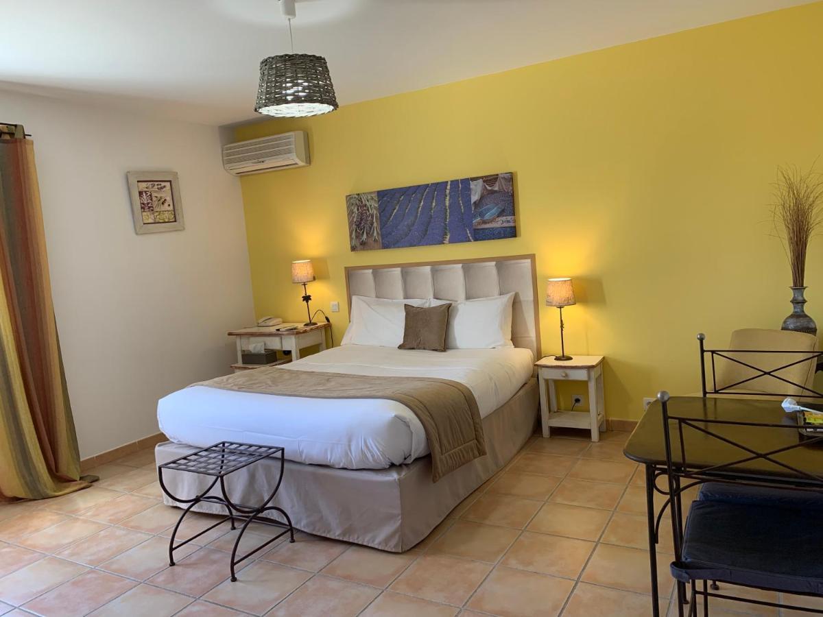 Hotel Les Ambres Roussillon en Isere Esterno foto