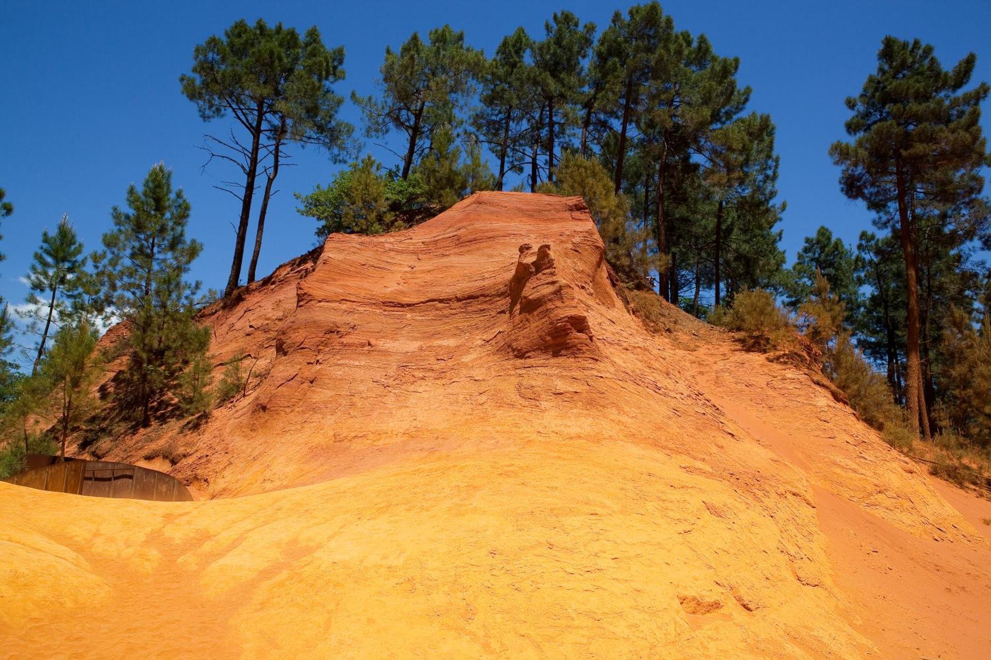 Hotel Les Ambres Roussillon en Isere Esterno foto